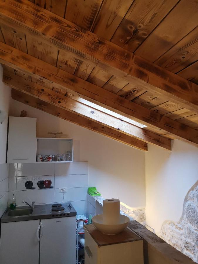 Apartment Beatrice. 10Mt To The Beach :) Rovinj Eksteriør bilde